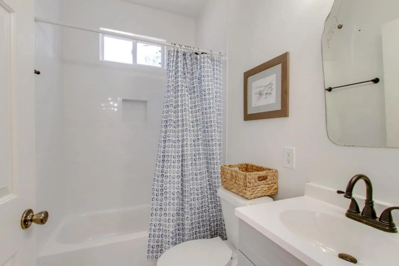 Feriehus Cozy Downtown Charmer 3 Bedroom 2 Bath Walk To Gulch Nashville